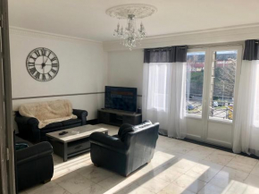 Grand appartement de standing 